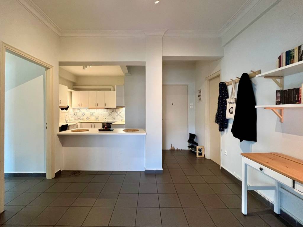 exarcheia_residential_apartment_for_sale