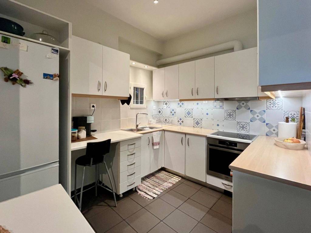 exarcheia_residential_apartment_for_sale