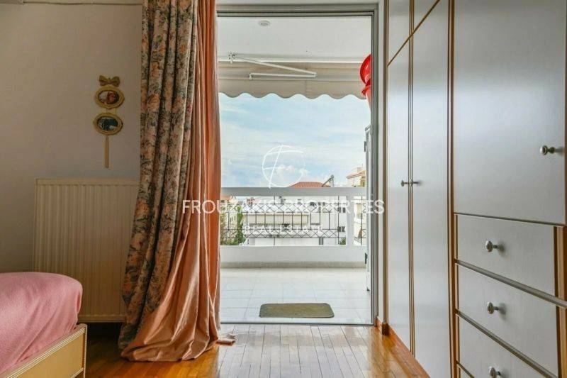 Θέα από μπαλκόνι