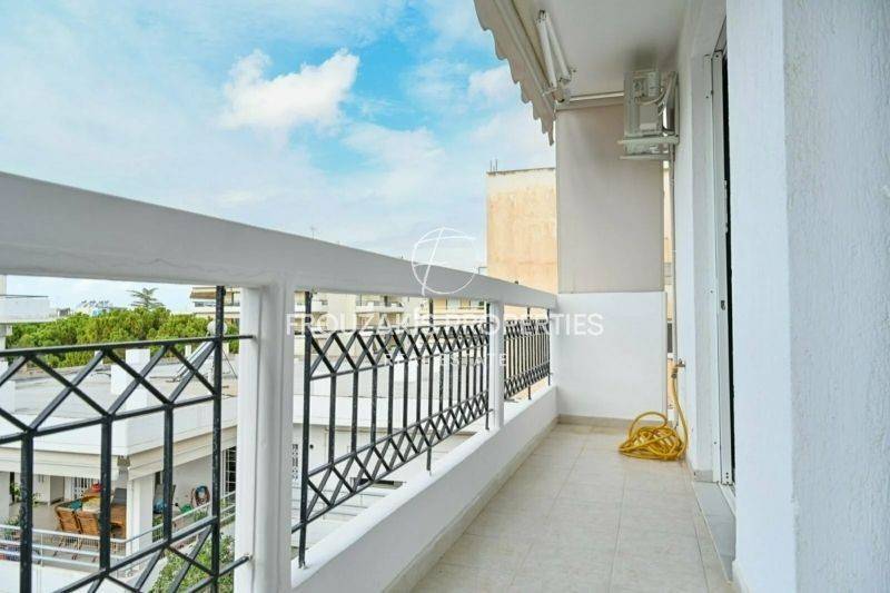 Θέα από μπαλκόνι