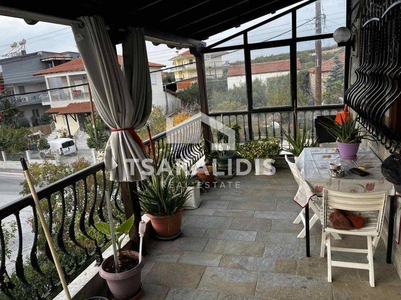 Θέα από μπαλκόνι