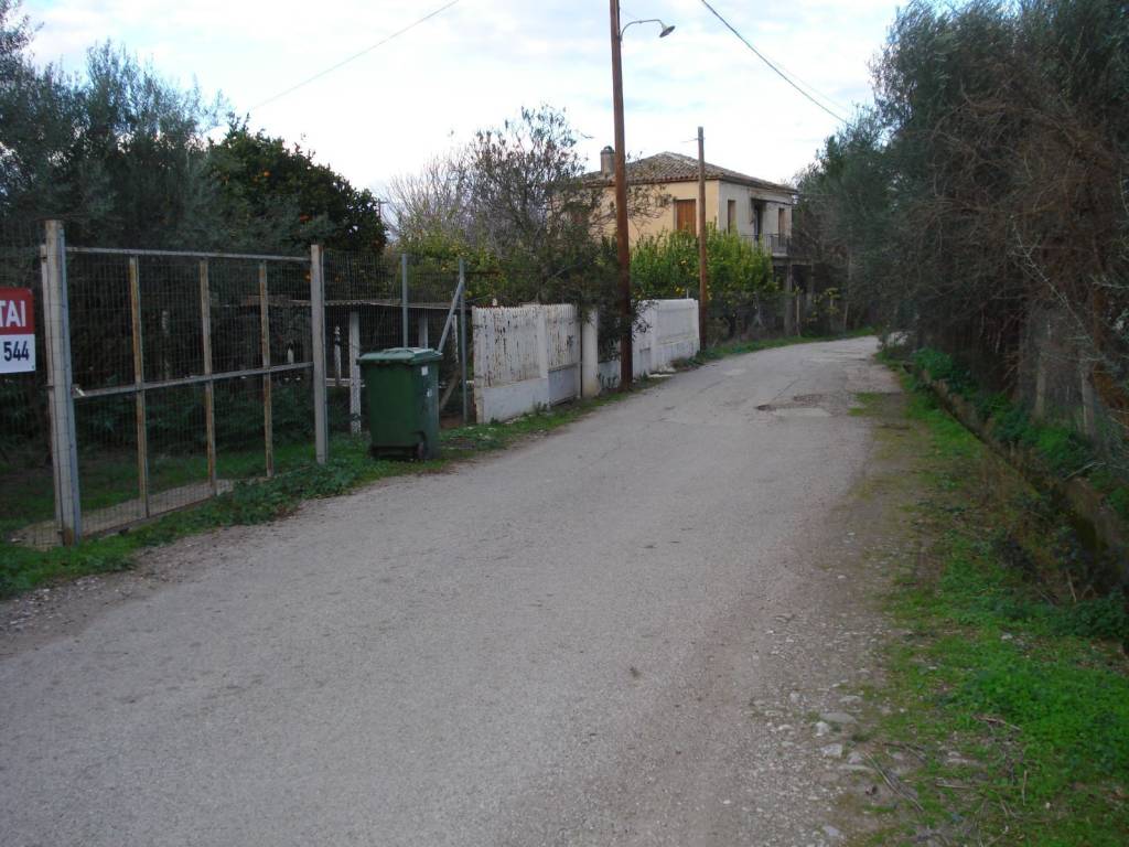 Πρόσωπο στην Δημοτική Οδό