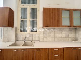 Διατηρητέο Κτίριο στον Άγιο Παντελεήμονα – Ιδανική Ευκαιρία