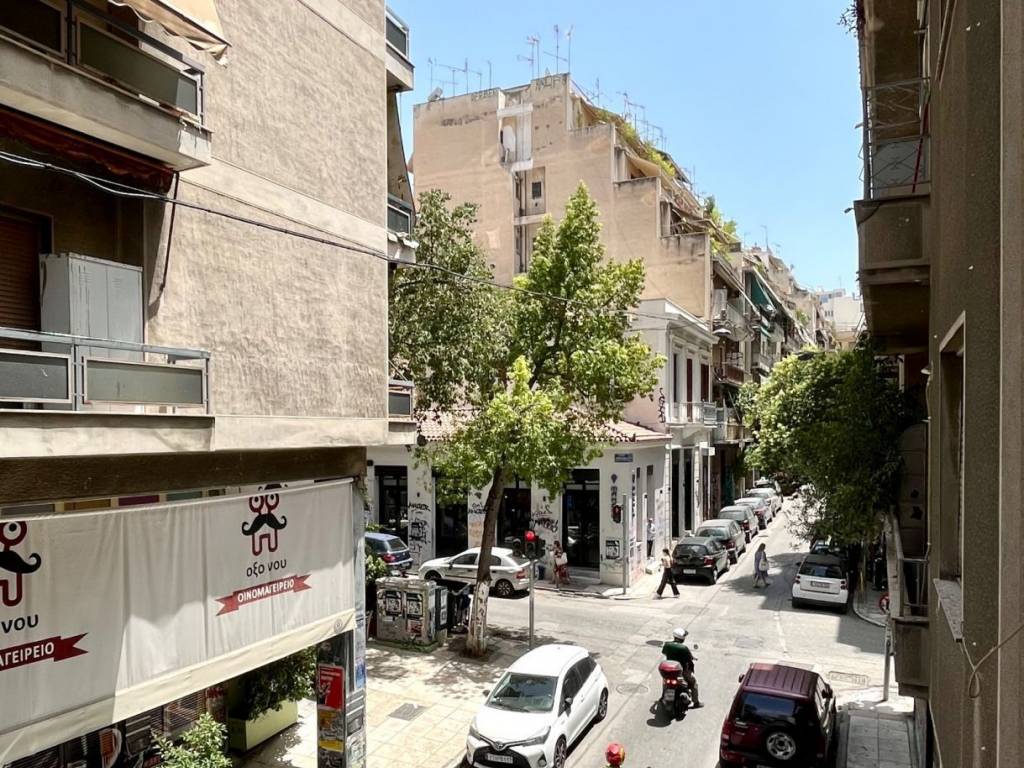 exarcheia_residential_apartment_for_sale