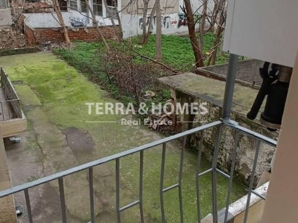 Θέα από μπαλκόνι