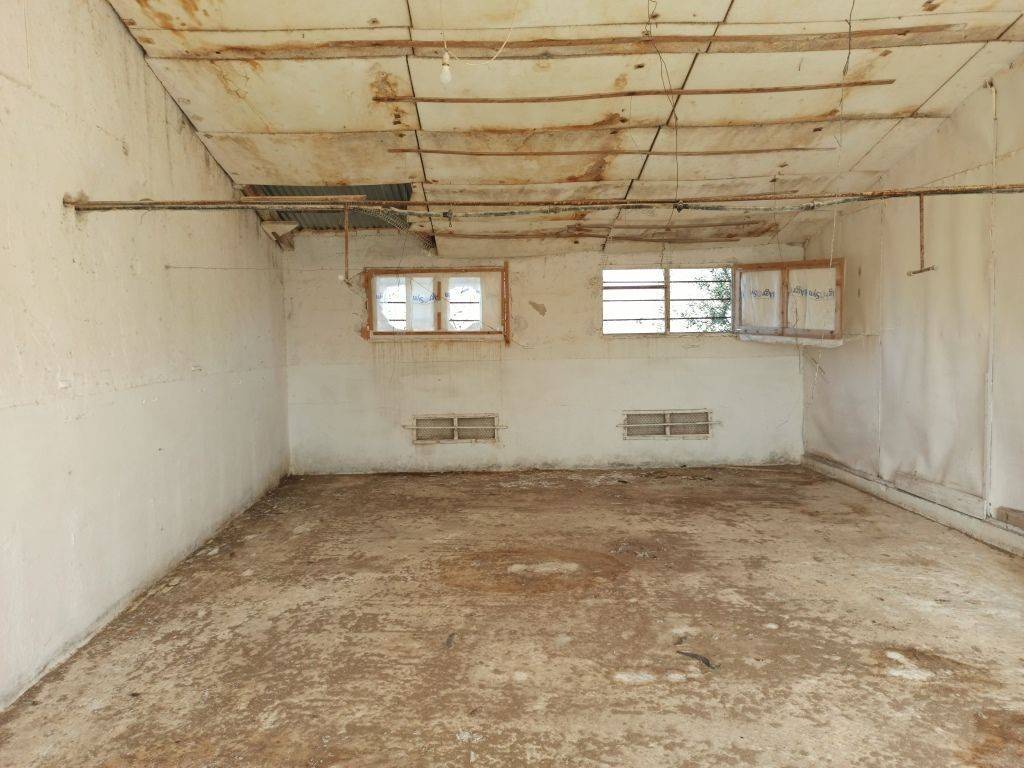 TMEMA APO TO ESOTERIKO TON KTERION