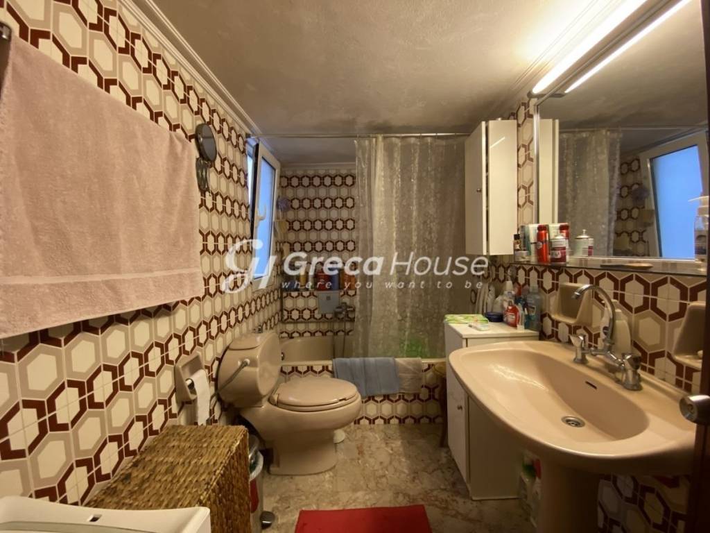 Μεγάλο Διαμέρισμα προς Πώληση στην Κυψέλη Φωκίωνος Νέγρη