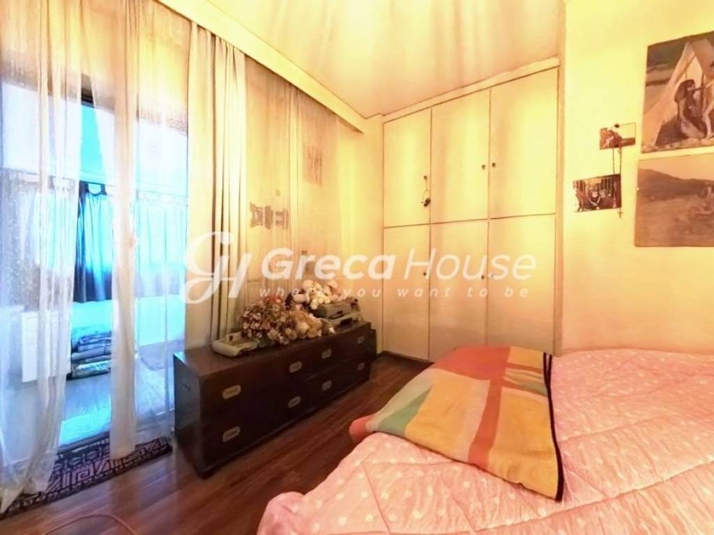 Μεγάλο Διαμέρισμα προς Πώληση στην Κυψέλη Φωκίωνος Νέγρη