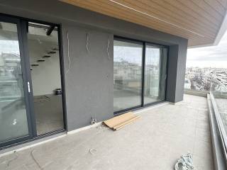 Forumland Real Estate, Berantes