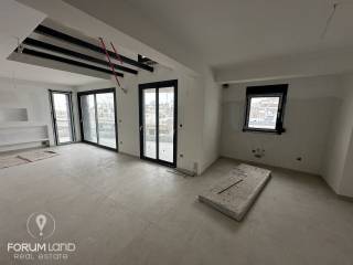 Forumland Real Estate, Σαλοκουζίνα