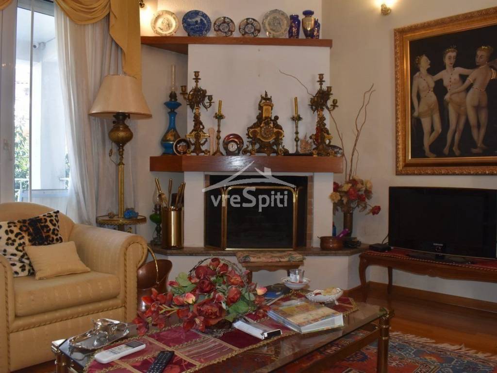 ΕΣΩΤΕΡΙΚΗ ΑΠΟΨΗ ΤΗΣ ΚΑΤΟΙΚΙΑΣ