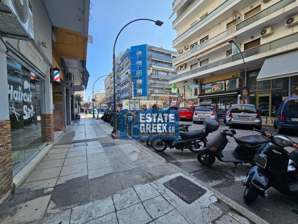 ★ Σε κεντρικό δρόμο ★ Κατάλληλο για χώρο τέχνης, καφετέρια ★ 3 επίπεδα ★