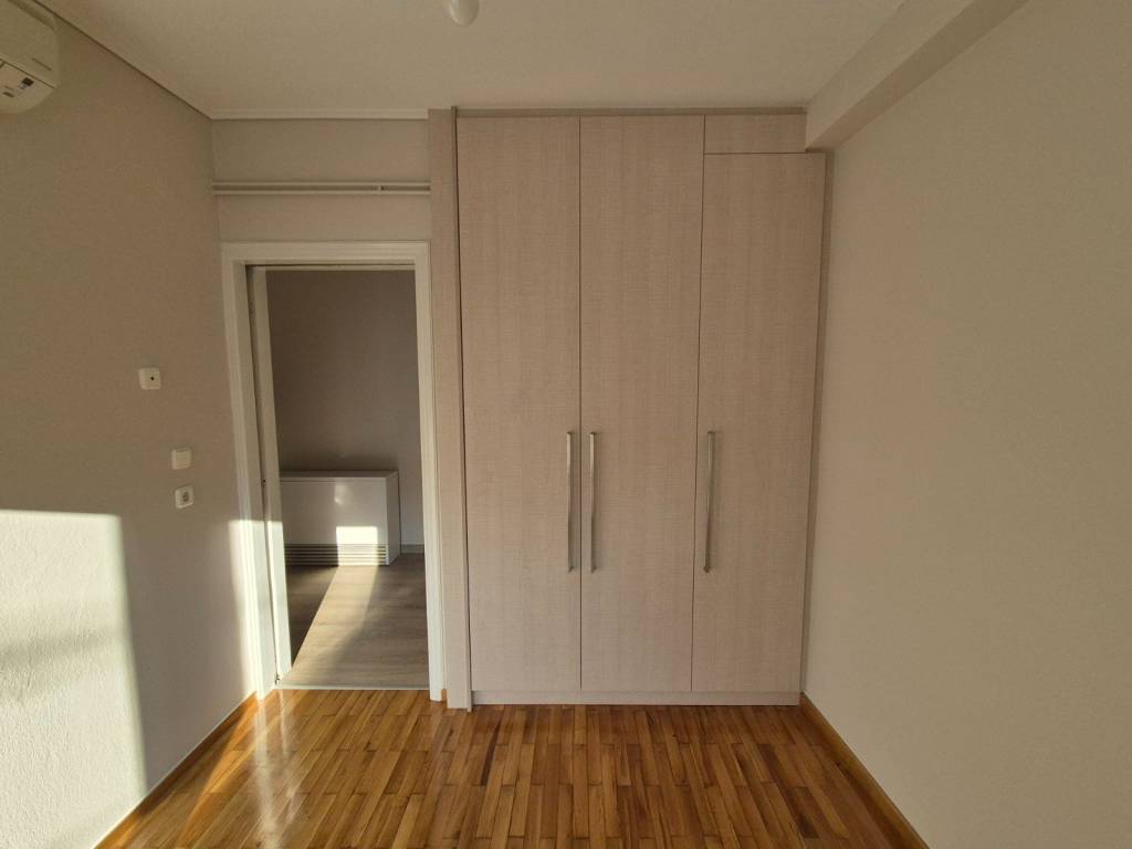 ΥΠΝΟΔΩΜΑΤΙΟ-ΣΑΛΟΝΙ