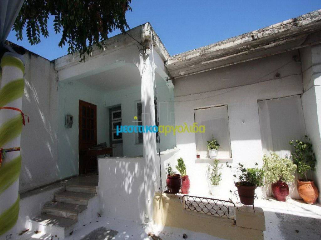 Εσωτερικοι χώροι