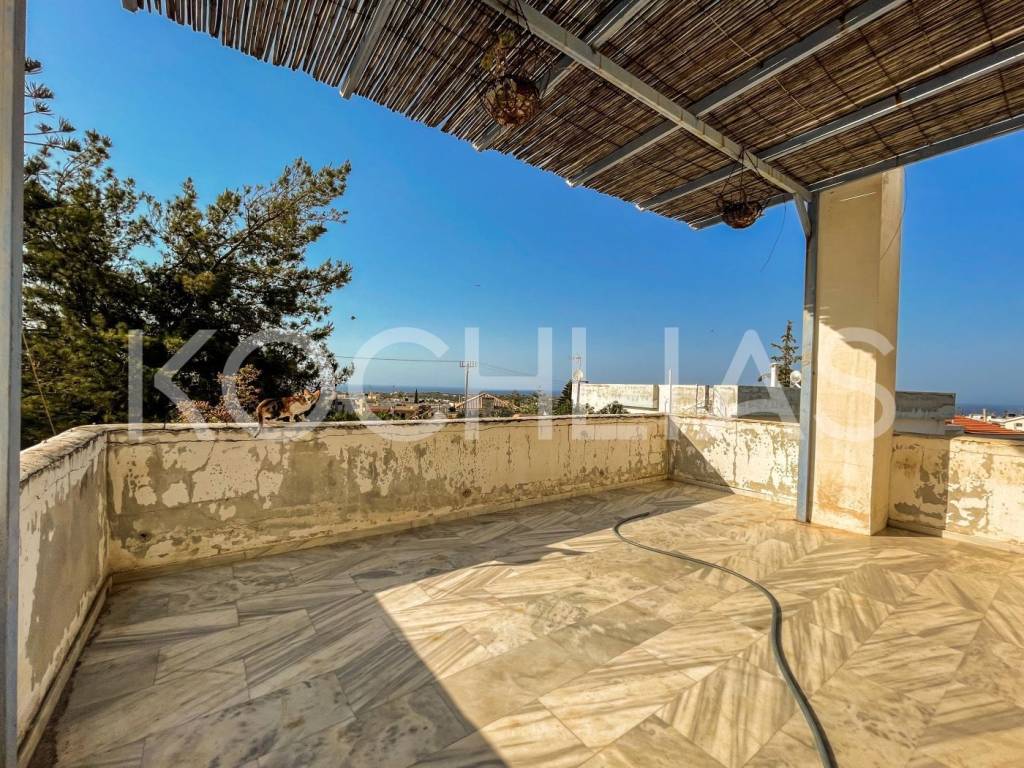 Θέα από μπαλκόνι