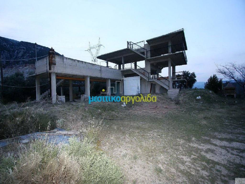 Εσωτερικοι χώροι