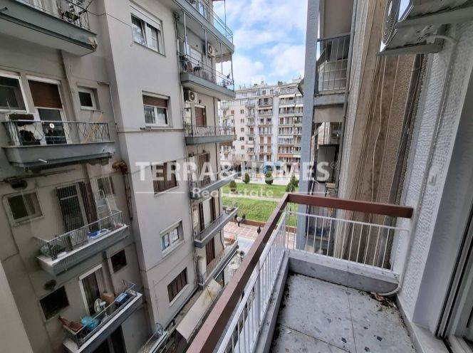 Θέα από μπαλκόνι