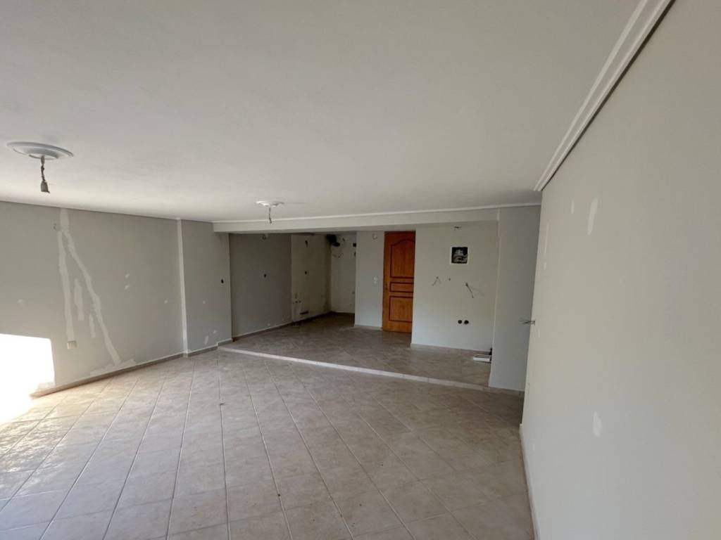 ENIAIO KATHISTIKO-KOYZINA