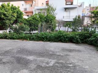 TO DIAMERISMA ECHEI MONADIKE PROSBASE STON AKALYPTO!