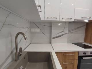 Forumland Real Estate, Studio