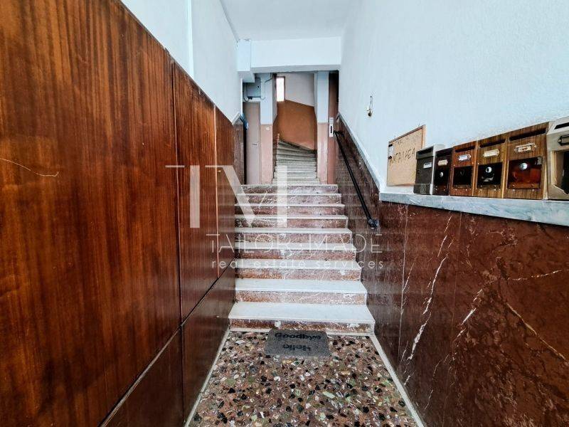 Είσοδος οικοδομής