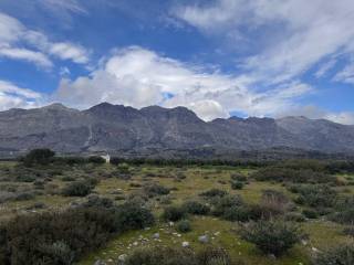 Ependytiko oikopedo gia toyristike chrese.
