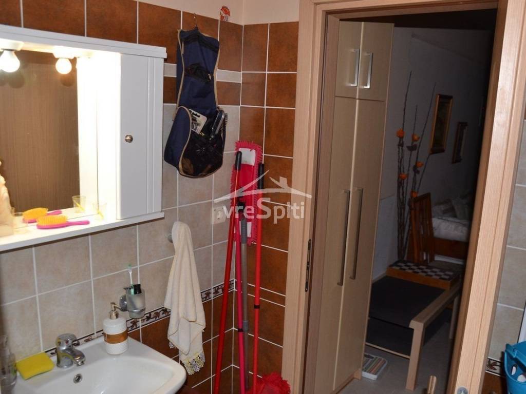 ΑΠΟΨΗ ΛΟΥΤΡΟΥ