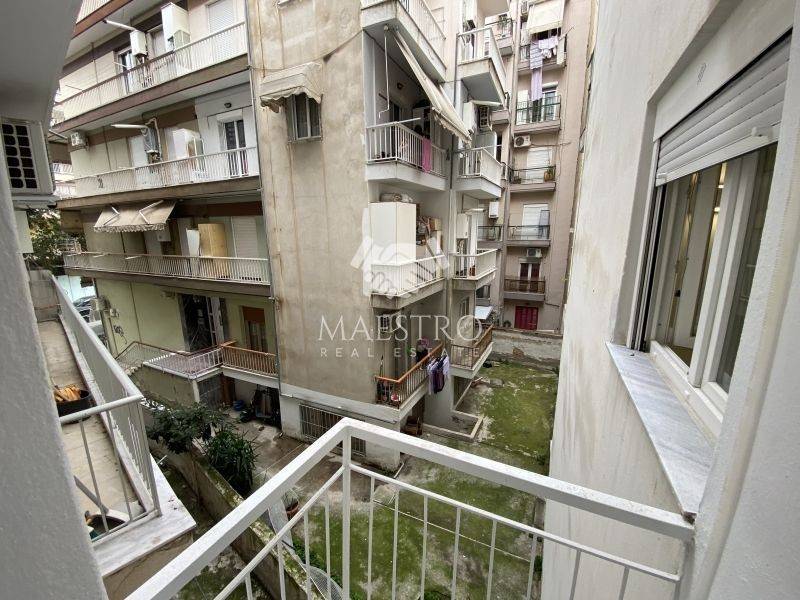 Θέα από μπαλκόνι