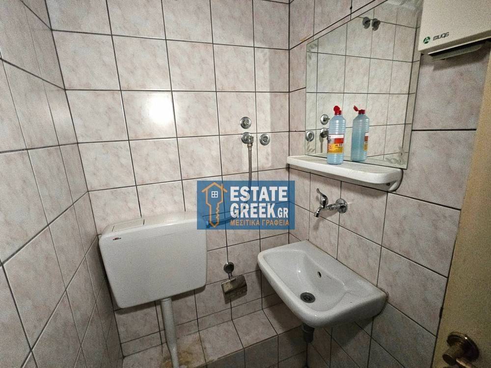 ★ Άμεσα διαθέσιμο ★ Με ασανσέρ για ΑΜΕΑ ★ Χρειάζεται ΑΝΑΚΑΙΝΙΣΗ ★ Ιδανικό για δικηγόρο, γιατρό κ.λπ. ★