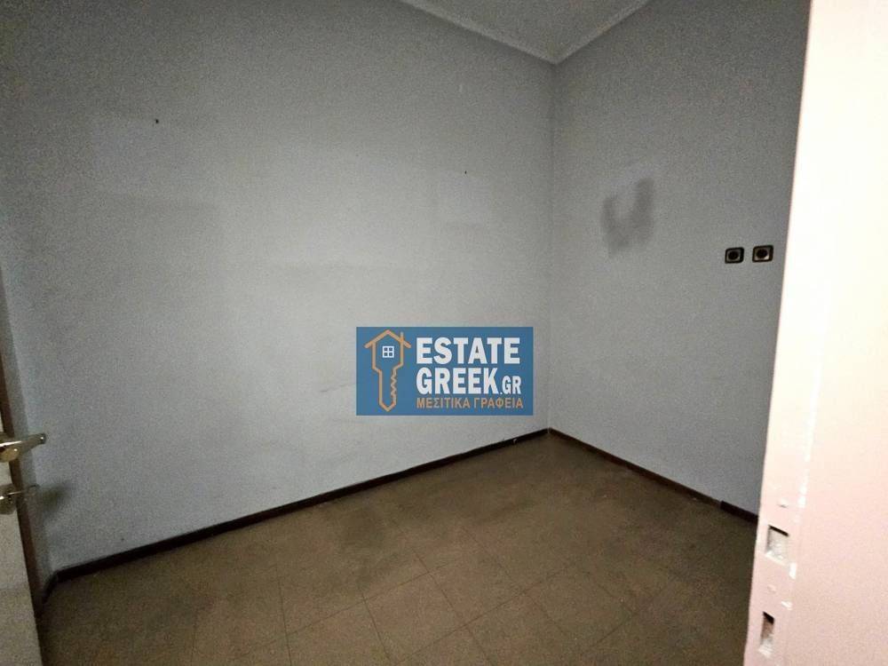 ★ Άμεσα διαθέσιμο ★ Με ασανσέρ για ΑΜΕΑ ★ Χρειάζεται ΑΝΑΚΑΙΝΙΣΗ ★ Ιδανικό για δικηγόρο, γιατρό κ.λπ. ★