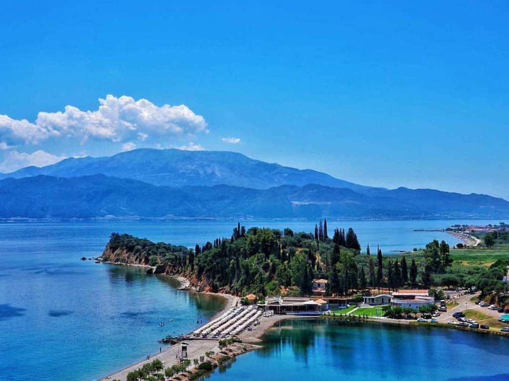 ΚΑΘΑΡΕΣ ΠΑΡΑΛΙΕΣ