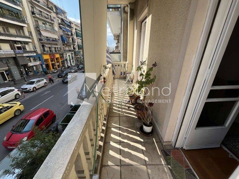 Θέα από μπαλκόνι