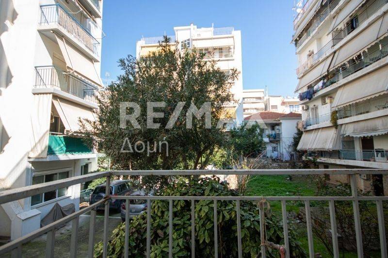 Θέα από μπαλκόνι