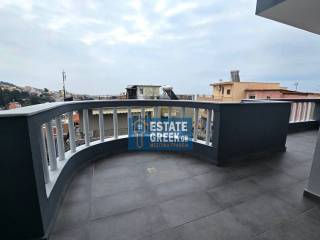 ★ Ανεξάρτητο ισόγειο στούντιο 40τμ ★ Ανλία θερμότητας ★ 2 ηλιακά ★ Πρόβλεψη για ασανσέρ