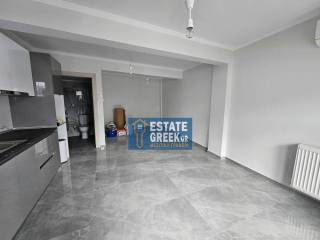 ★ Ανεξάρτητο ισόγειο στούντιο 40τμ ★ Ανλία θερμότητας ★ 2 ηλιακά ★ Πρόβλεψη για ασανσέρ