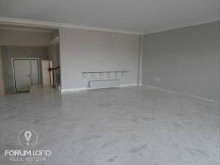 Forumland Real Estate, Σαλόνι με τζάκι