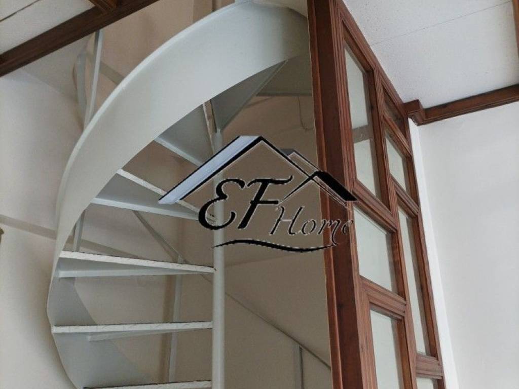 Εσωτερική σκάλα