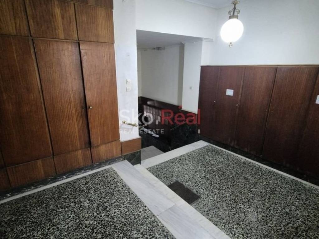 Είσοδος οικοδομής