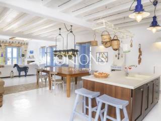 Σαλοκουζίνα