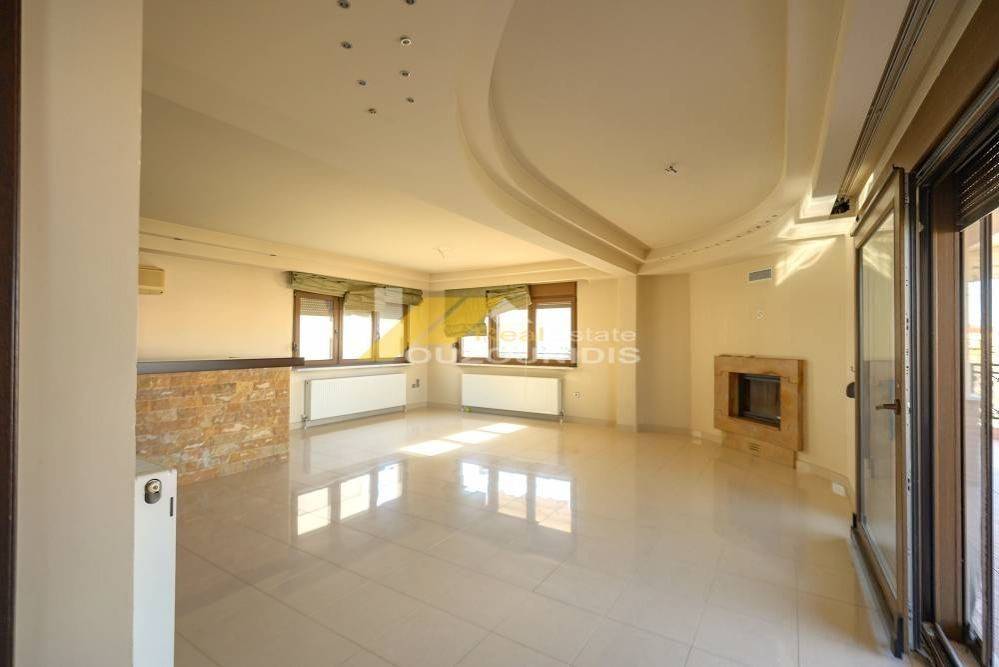 Αγορά τεσσαριού οροφοδιαμέρισμα 187τ.μ. στο ΚΕΓΕ Αλεξανδρούπολης