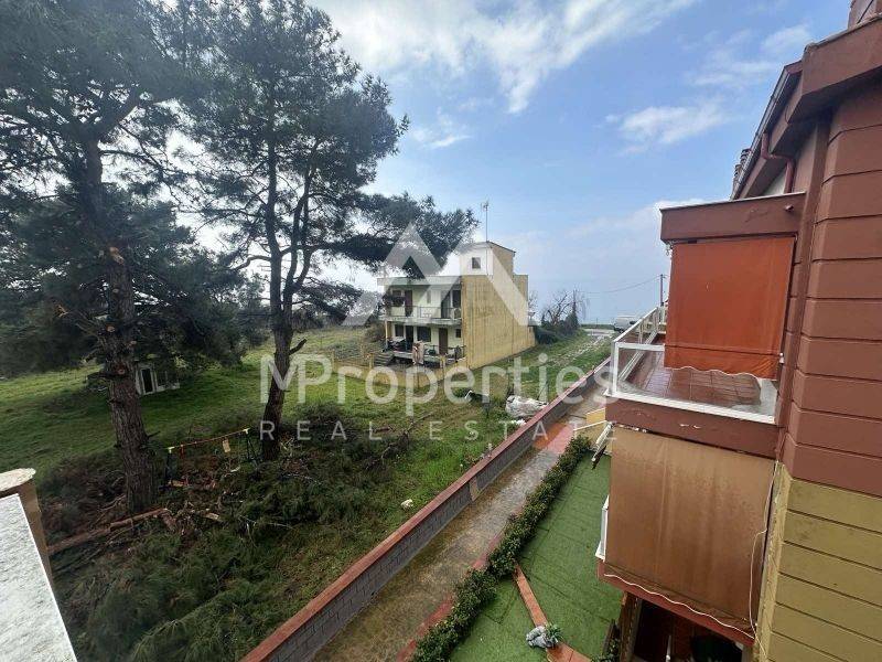 Θέα από μπαλκόνι