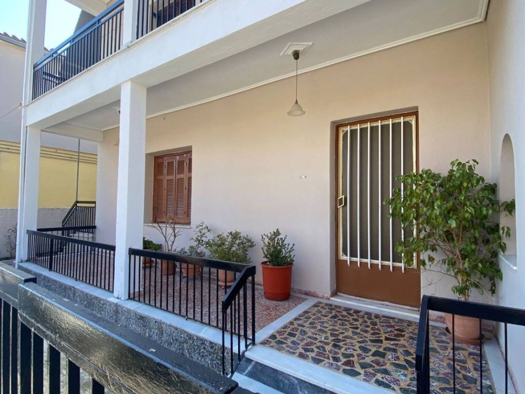 Exoterike apeikonise diplokatoikias