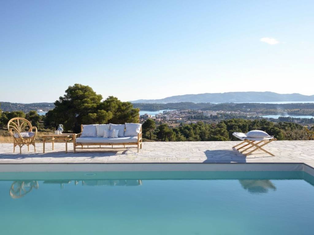 Θέα από μπαλκόνι