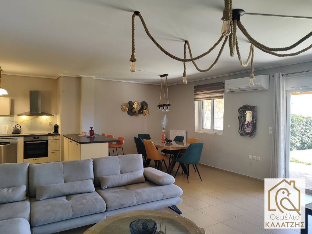 STON PLATANITE NAYPAKTOY