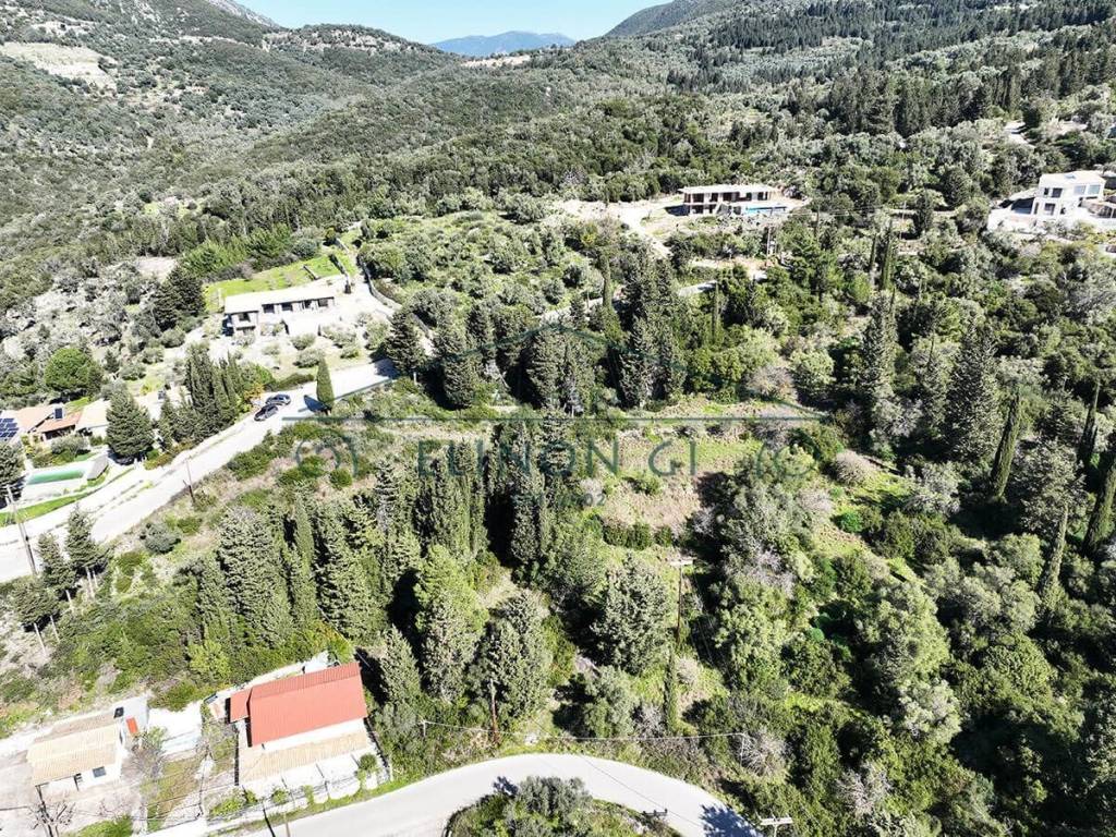 To agrotemachio apo psela