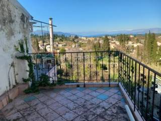 Θέα από μπαλκόνι