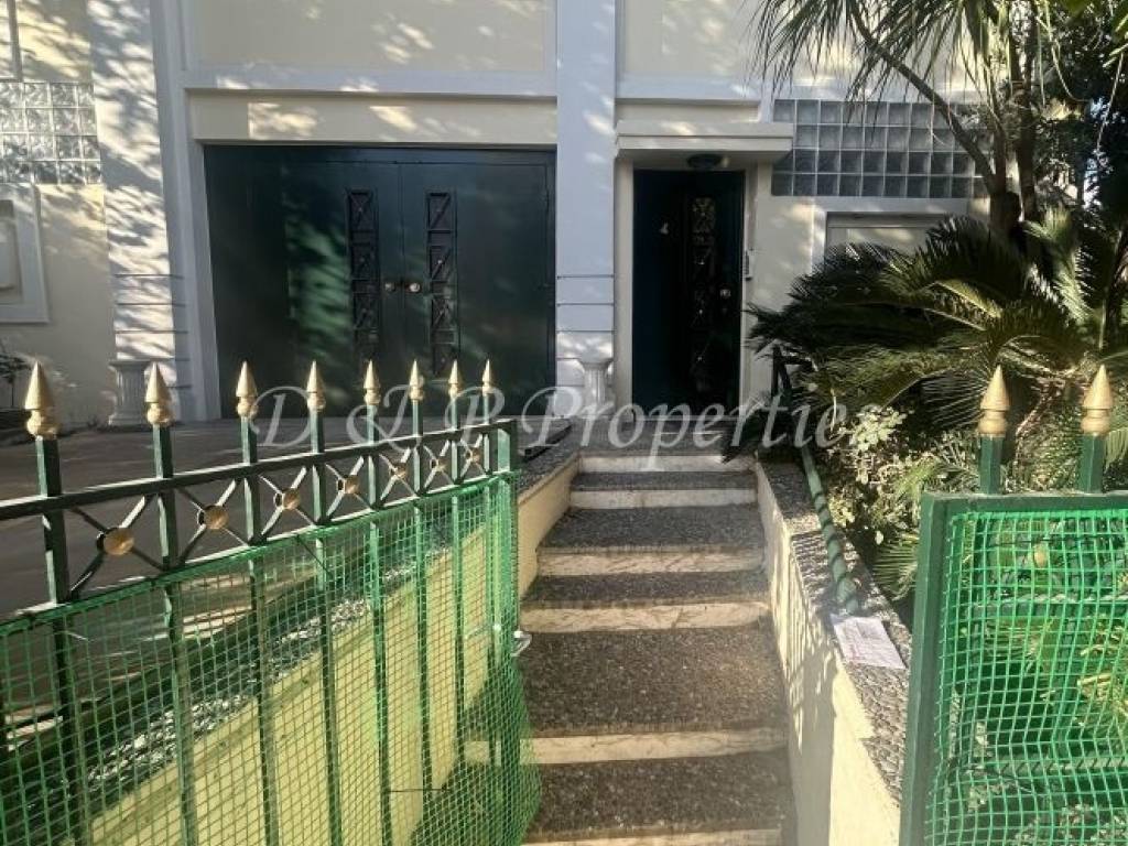 Είσοδος οικοδομής