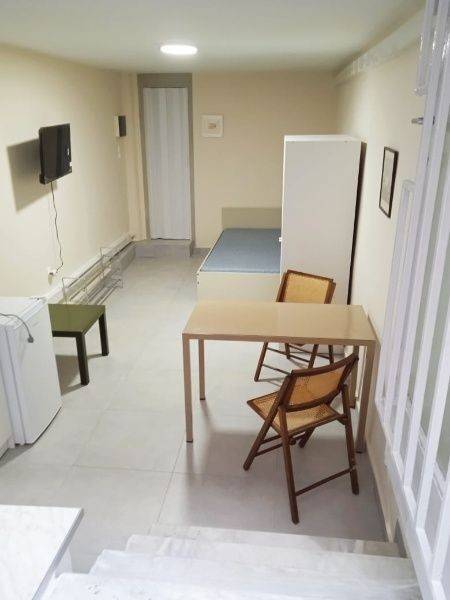 Επιπλωμένο studio στην Πλατεία Αττικής