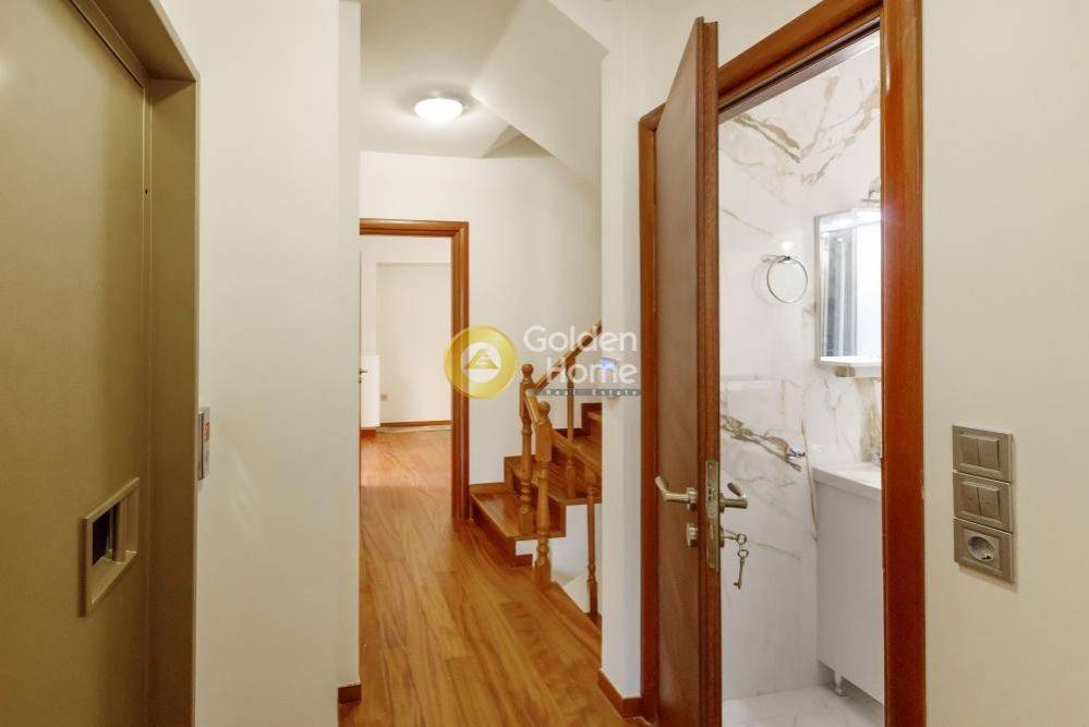 Χολ - Διάδρομος