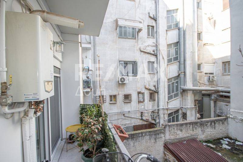 Θέα από μπαλκόνι